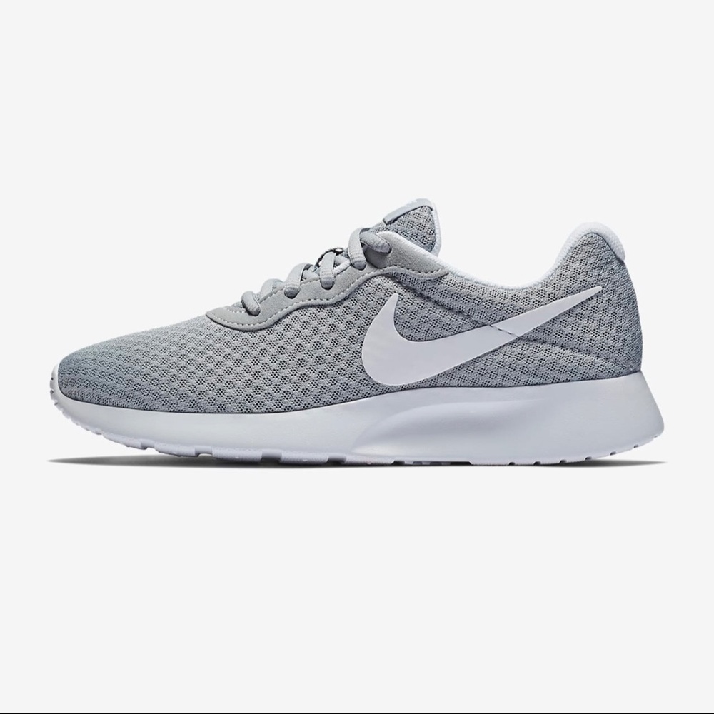 Nike Tanjun grey/white (sz 8.5)